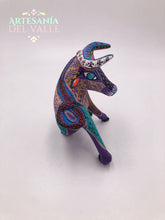 Load image into Gallery viewer, Cuerno de Colores - Alebrije