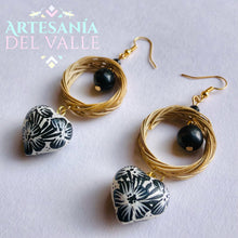 Load image into Gallery viewer, Las Sombras Del Valle