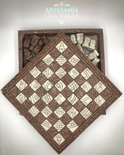 Load image into Gallery viewer, Ajedres de Cacao y Leche