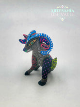 Load image into Gallery viewer, Cuernitos - Alebrije