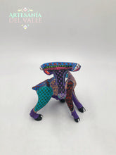Load image into Gallery viewer, Cuerno de Colores - Alebrije