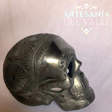 Load image into Gallery viewer, Cráneo de Barro